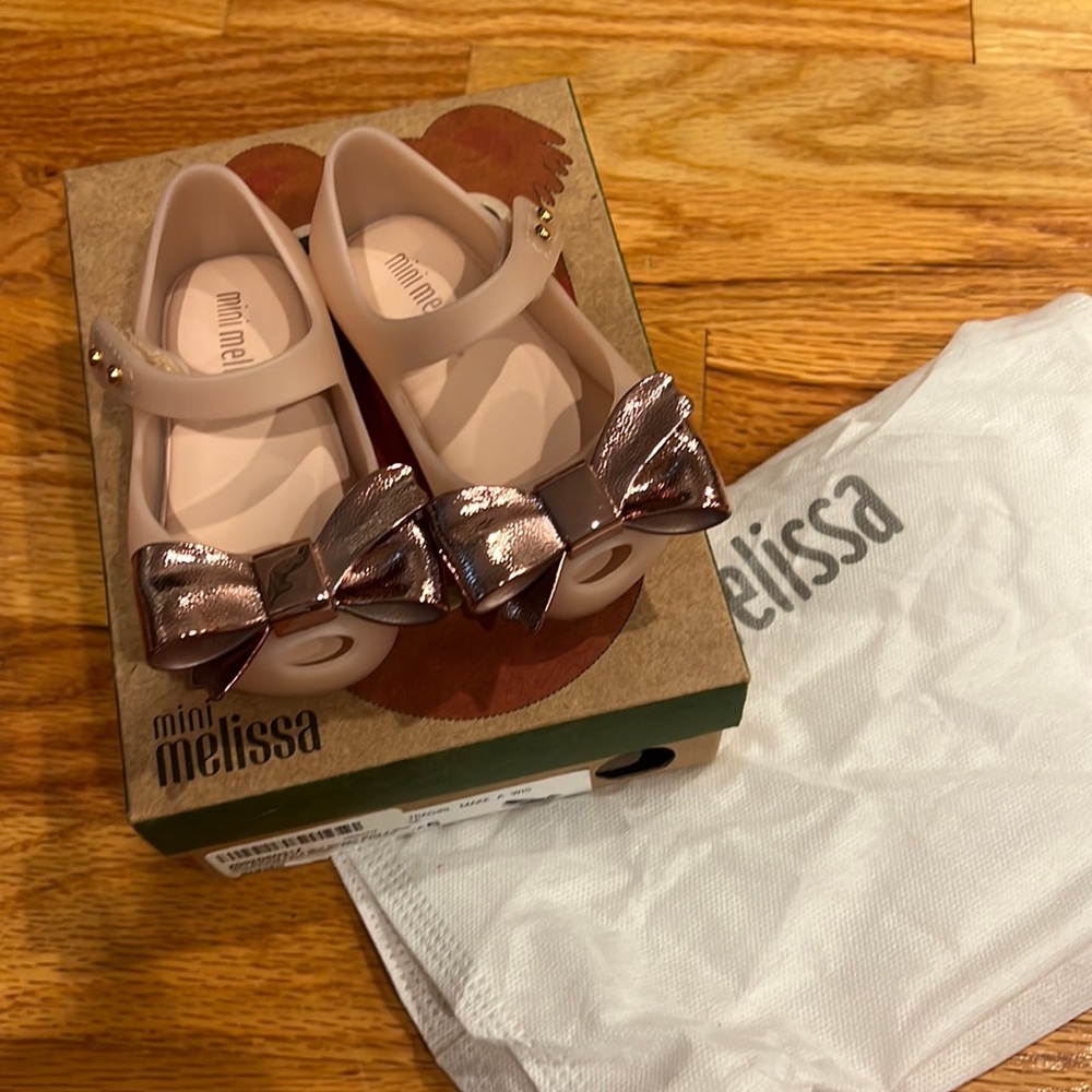 Mini Melissa girls Mini Ultra girl Make a Wish